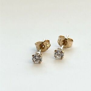 Elegant Genuine 14K Yellow Gold With Zircon Stone Stud Earrings
